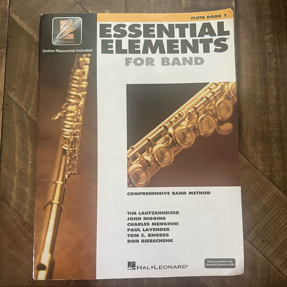 Hal Leonard Essential Elements for Band - Flute 1 Book